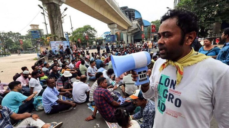 WBSSC ఉద్యోగుల ఉద్యమం: ‘నిర్మల’ అభ్యర్థుల జాబితాలో చాలా మంది ఉపాధ్యాయులు వదిలేయబడ్డారు | WBSSC untainted candidates list