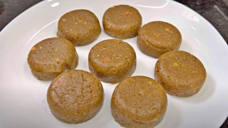 Jaggery sweet recipes ఐరన్ స్పెషల్ పల్లీలు-అటుకుల స్వీట్ – రక్తహీనతకు సహజ పరిష్కారం