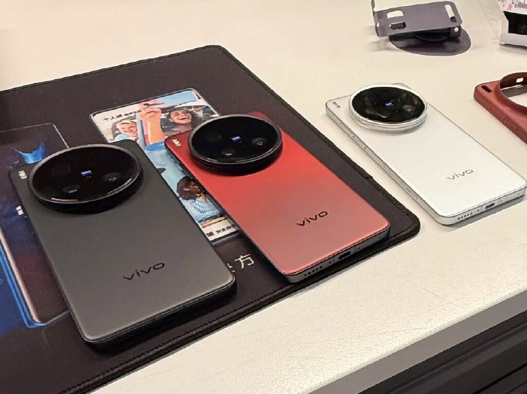 vivo x200 ultra,vivo x200 ultra unboxing,vivo x200 ultra specs,200mp camera phone,snapdragon 8 elite phone,vivo x200 ultra price,best flagship phone 2025,vivo x200 ultra features,rimowa design phone,vivo x200 ultra launch date,premium smartphone vivo x200 ultra
