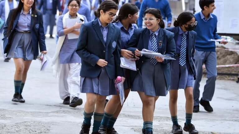 CBSE Open Book Exams : కొత్త విధానం, ప్రయోజనాలు మరియు మీరు తెలుసుకోవలసినవి